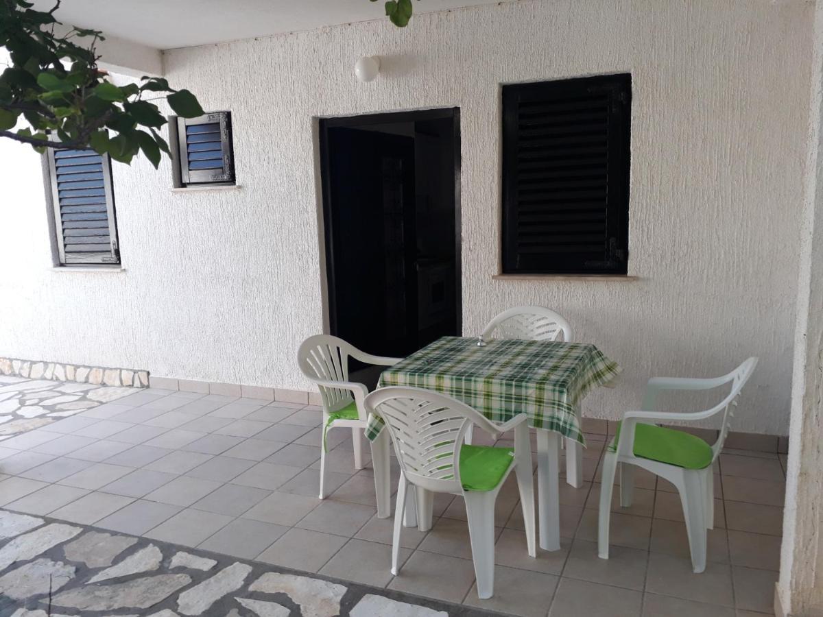 Apartments Sandi Pag Town Exterior foto